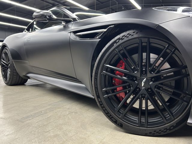 ASTON MARTIN