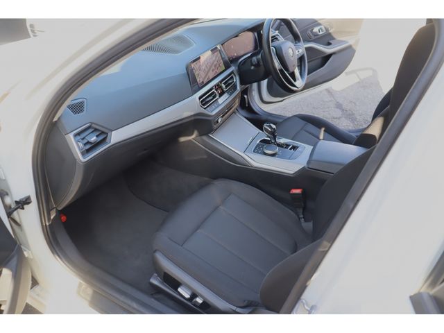 BMW 3 Series sedan