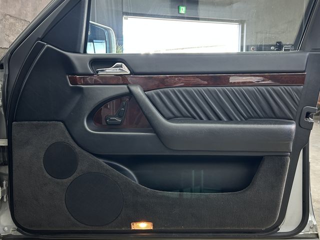 MERCEDES BENZ S class