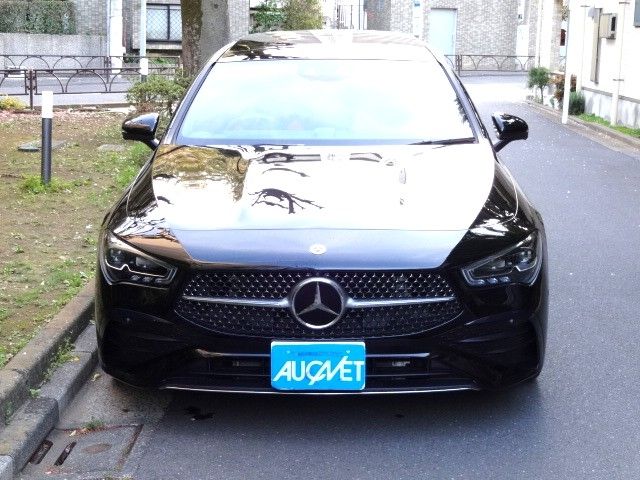 MERCEDES BENZ CLA Shooting Brake