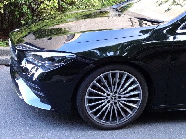 MERCEDES BENZ CLA Shooting Brake