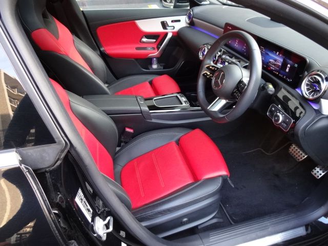 MERCEDES BENZ CLA Shooting Brake