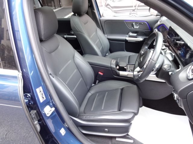 MERCEDES BENZ EQB