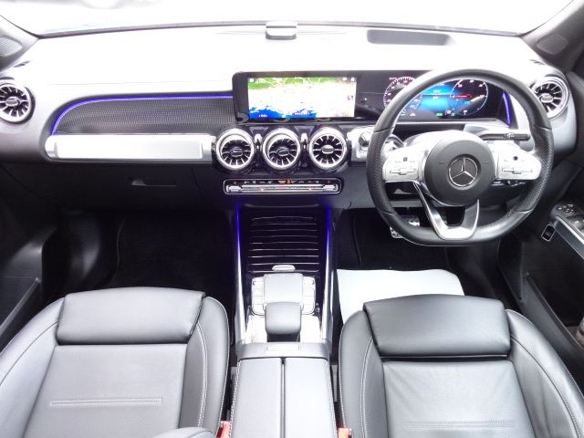 MERCEDES BENZ EQB