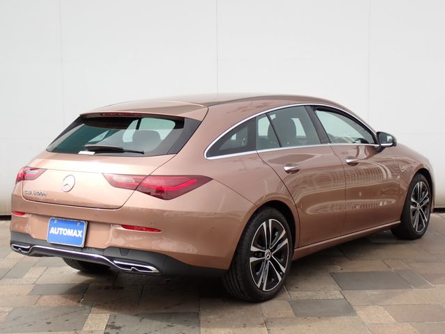 MERCEDES BENZ CLA Shooting Brake