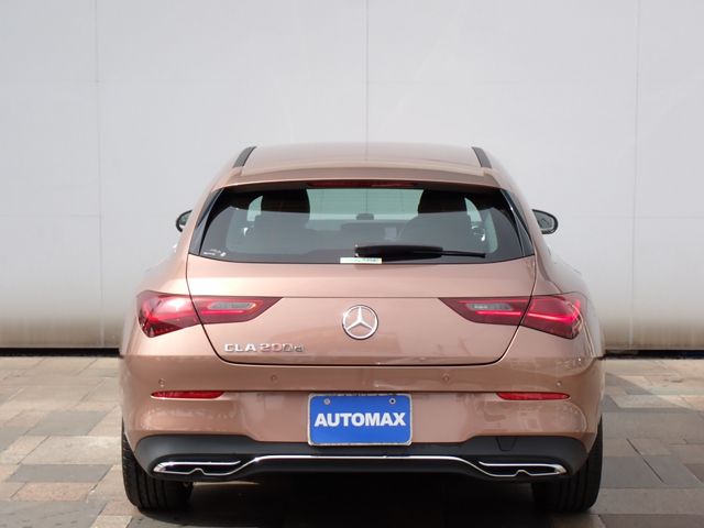 MERCEDES BENZ CLA Shooting Brake