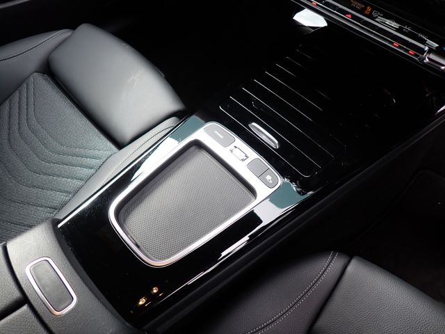 MERCEDES BENZ CLA Shooting Brake