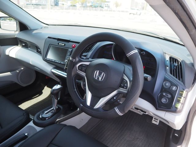 CR-Z