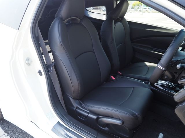 CR-Z