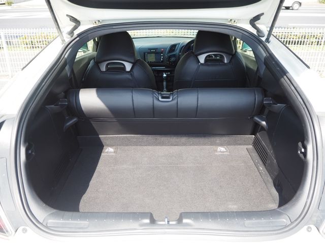 CR-Z