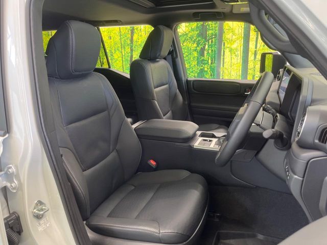 LANDCRUISER 250