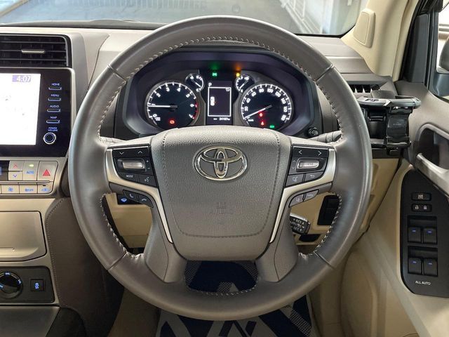 LANDCRUISER PRADO