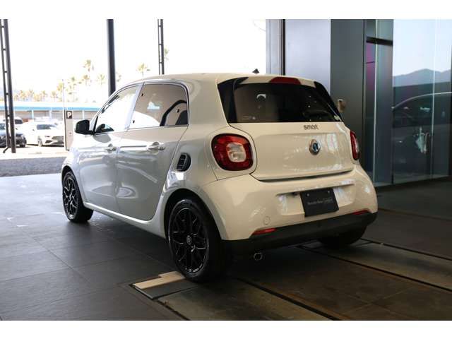 SMART FORFOUR