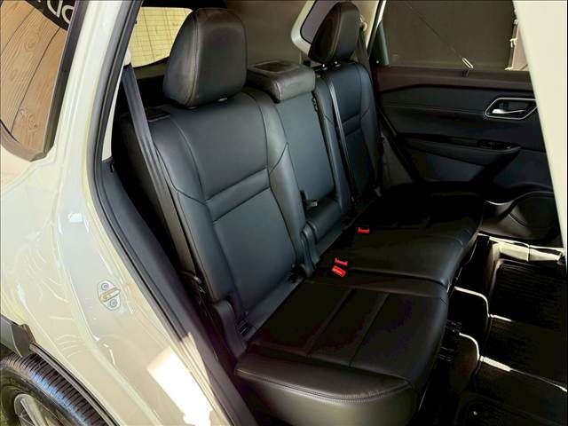 X-TRAIL HYBRID 4WD