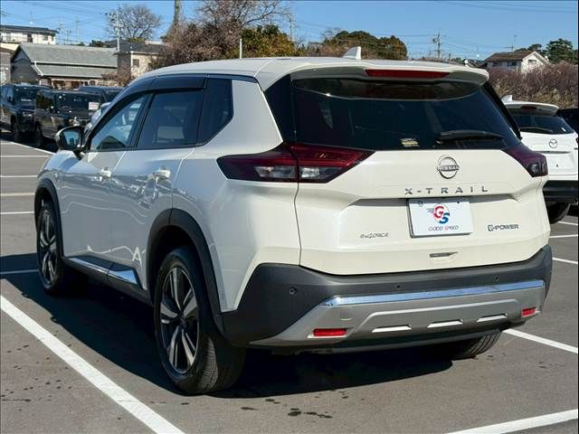 X-TRAIL HYBRID 4WD