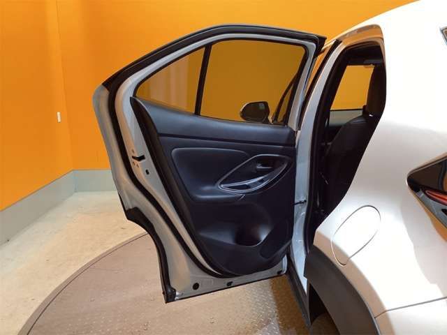 YARIS CROSS