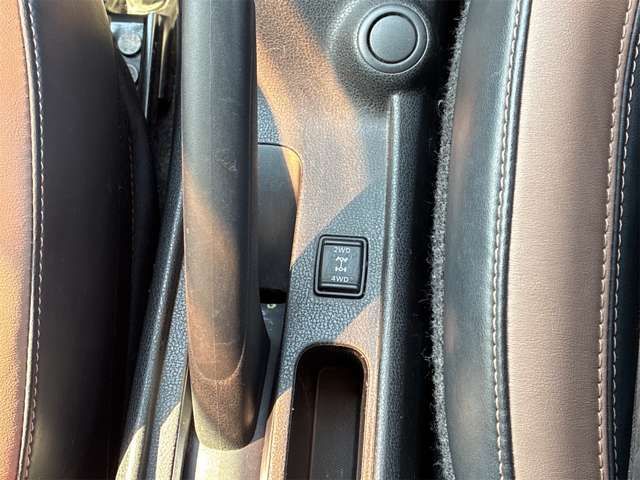 NOTE 4WD