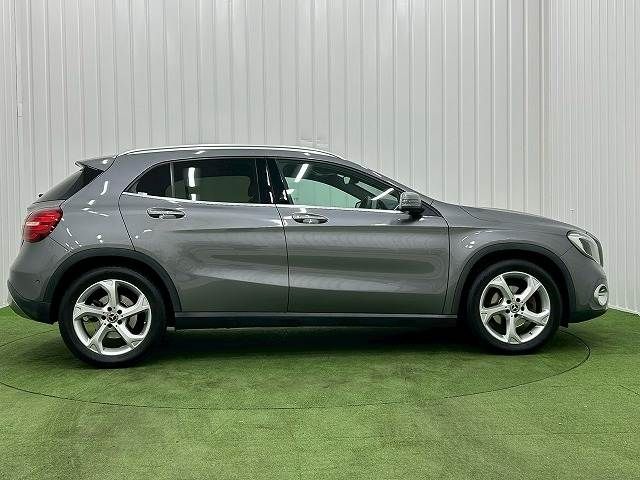 MERCEDES BENZ GLA class
