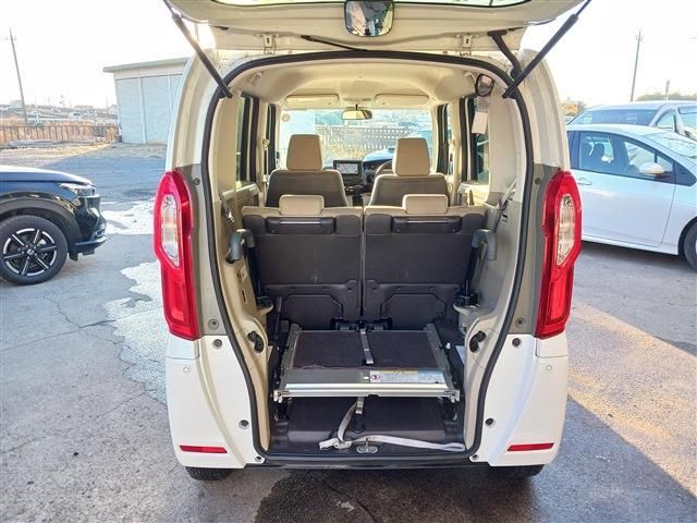 N-BOX 4WD