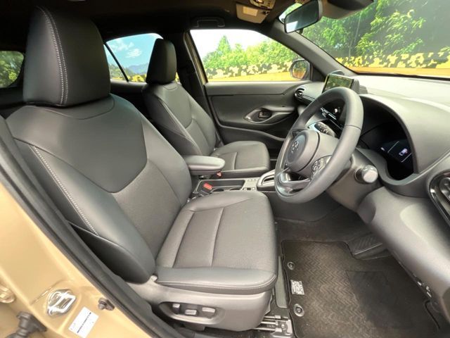YARIS CROSS HYBRID
