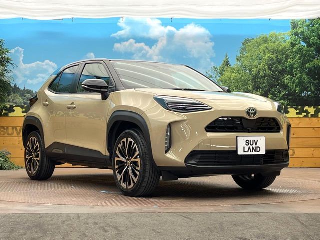 YARIS CROSS HYBRID