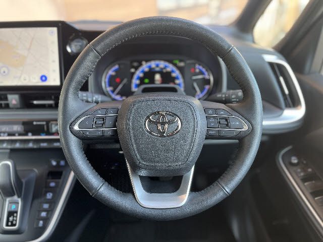 NOAH HYBRID