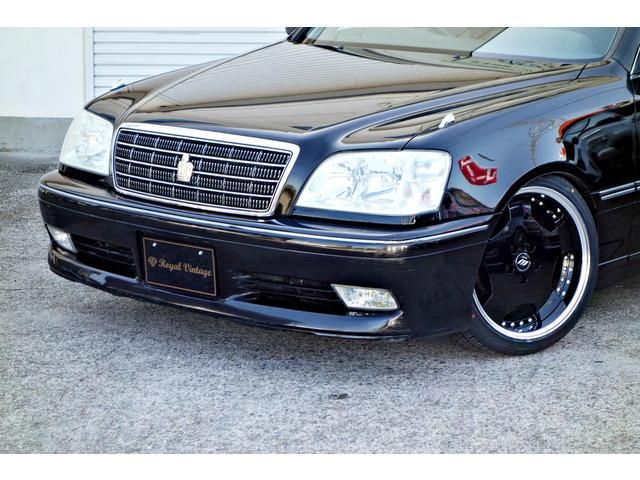 CROWN sedan