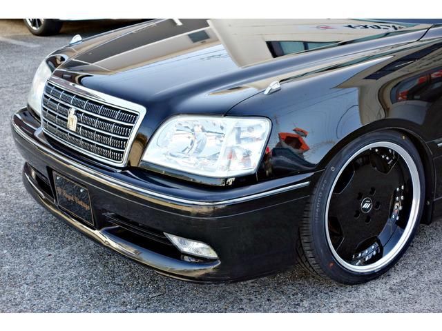CROWN sedan