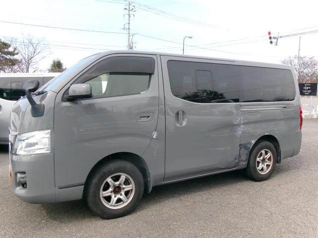 NV350 CARAVAN 4WD