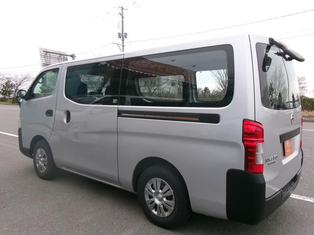NV350 CARAVAN 4WD