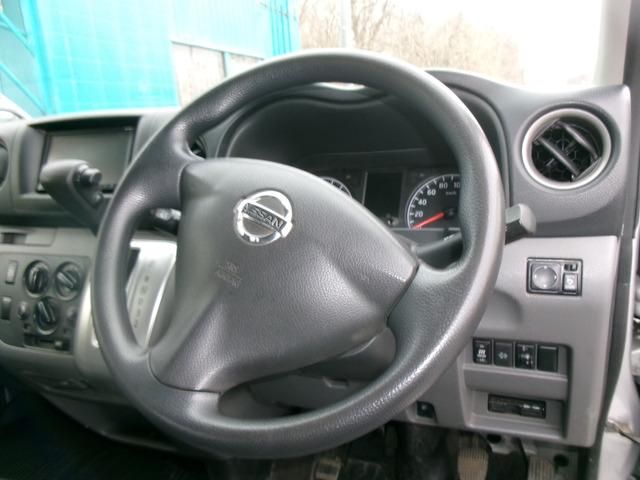 NV350 CARAVAN 4WD