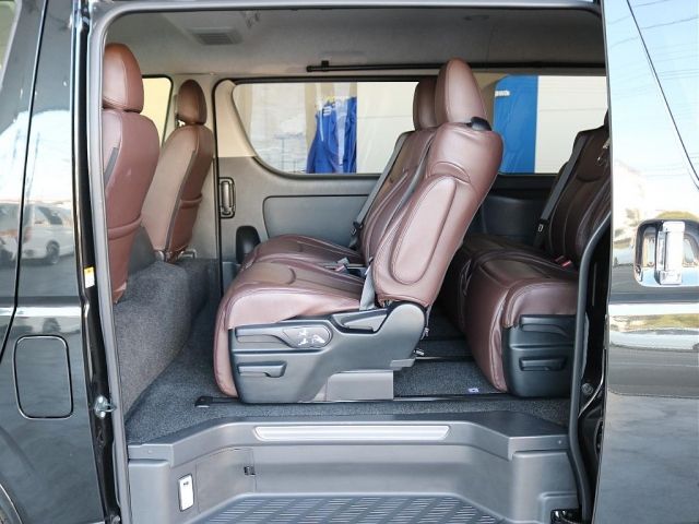 HIACE wagon