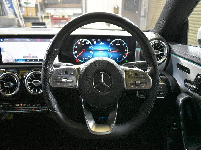 MERCEDES BENZ CLA class