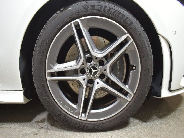 MERCEDES BENZ CLA class