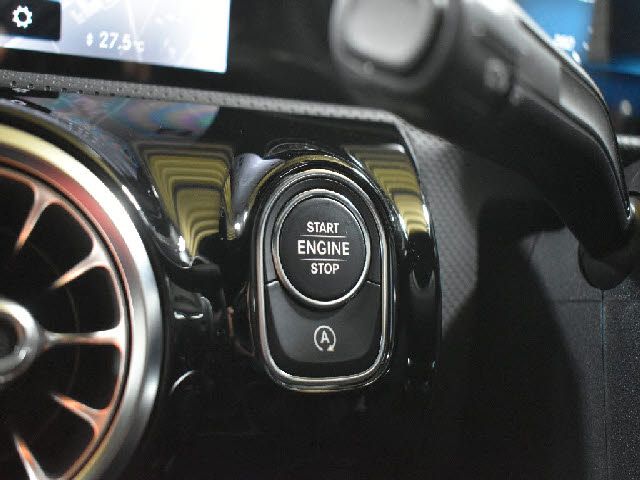 MERCEDES BENZ CLA class