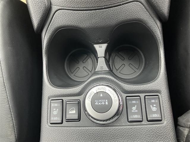 X-TRAIL 4WD
