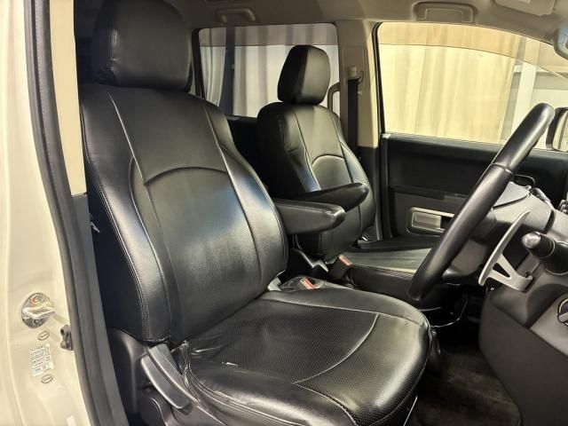 DELICA D:5 4WD