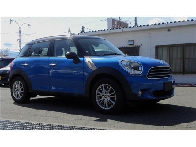 BMW MINI COOPER CROSSOVER