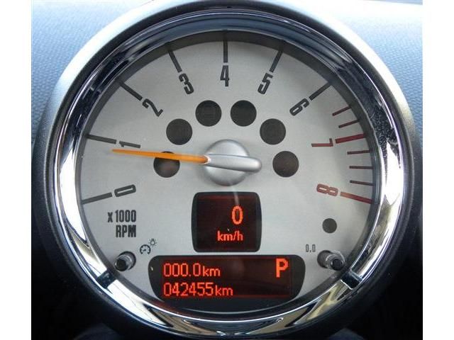 BMW MINI COOPER CROSSOVER
