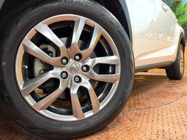 LEXUS NX200t