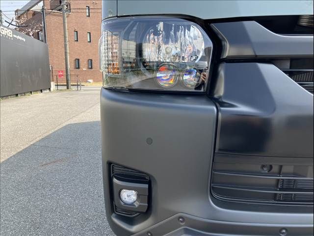 HIACE van 2WD