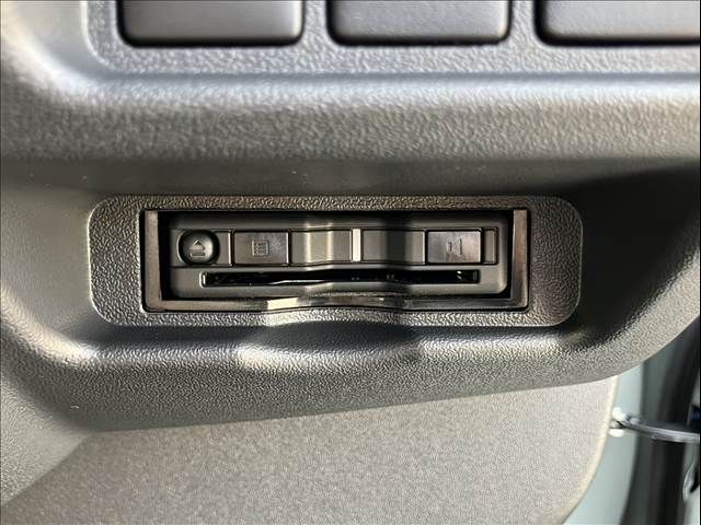 HIACE van 2WD