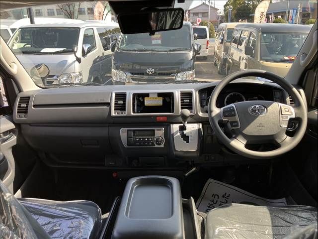 HIACE van 2WD