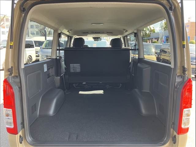 HIACE van 2WD