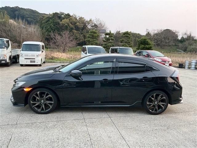 CIVIC hatchback