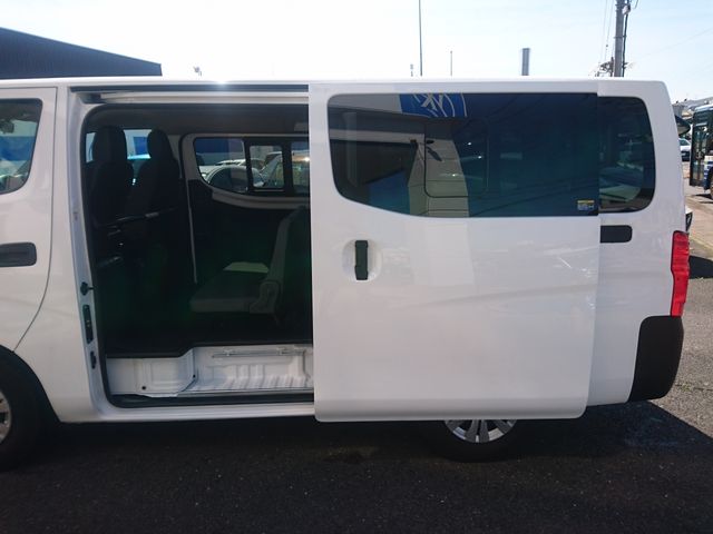 CARAVAN van 1.2t 2WD