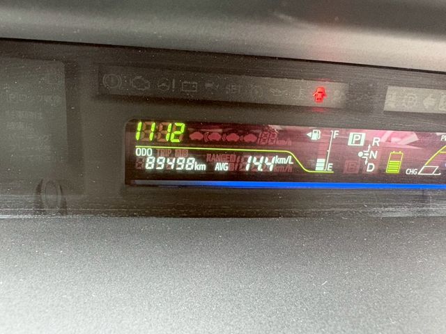 PRIUS Alpha