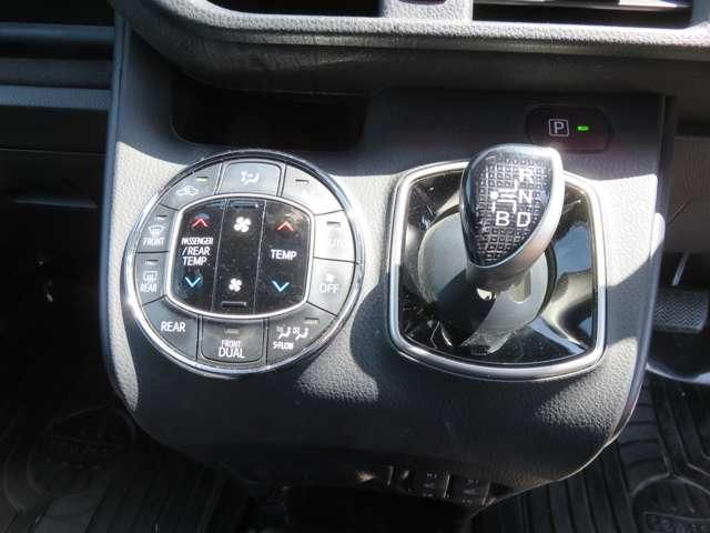 NOAH HYBRID 4WD