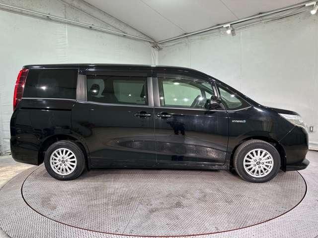 NOAH HYBRID 4WD