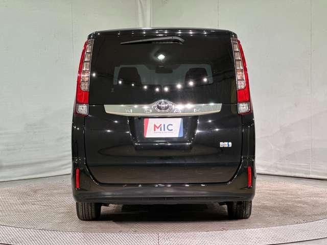 NOAH HYBRID 4WD
